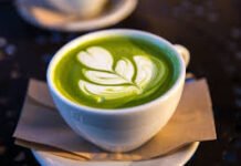 El sabor del café verde: ¿cómo es y cómo disfrutarlo? cafe verde en liquido