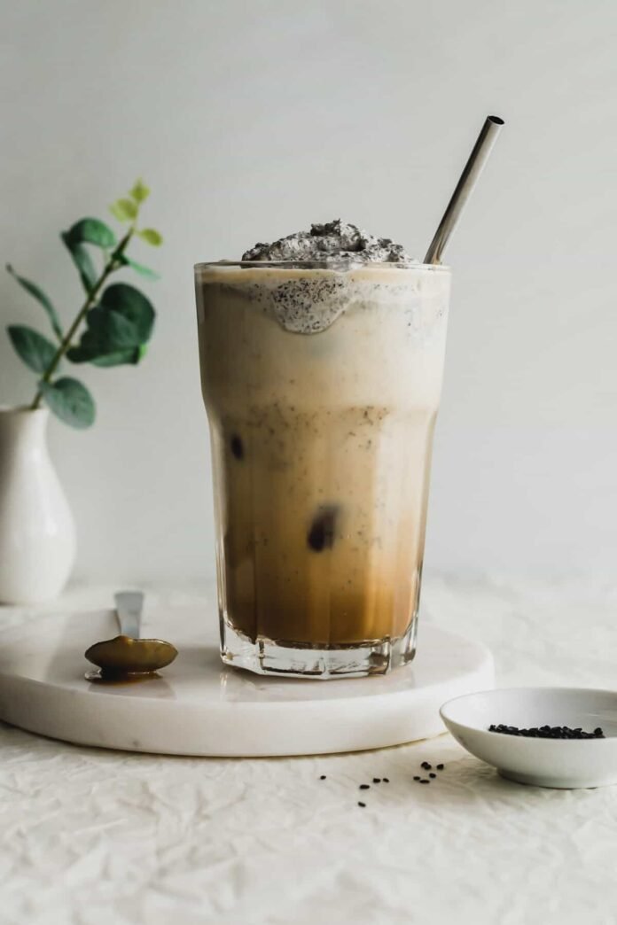 Dirty Black Sesame Latte