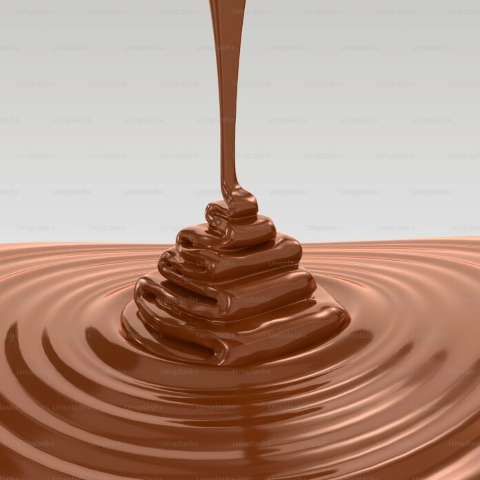 chocolate liquido cayendo